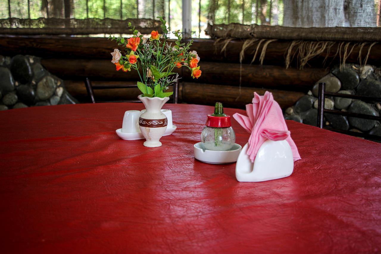 Pitsunda Hotel Екстер'єр фото