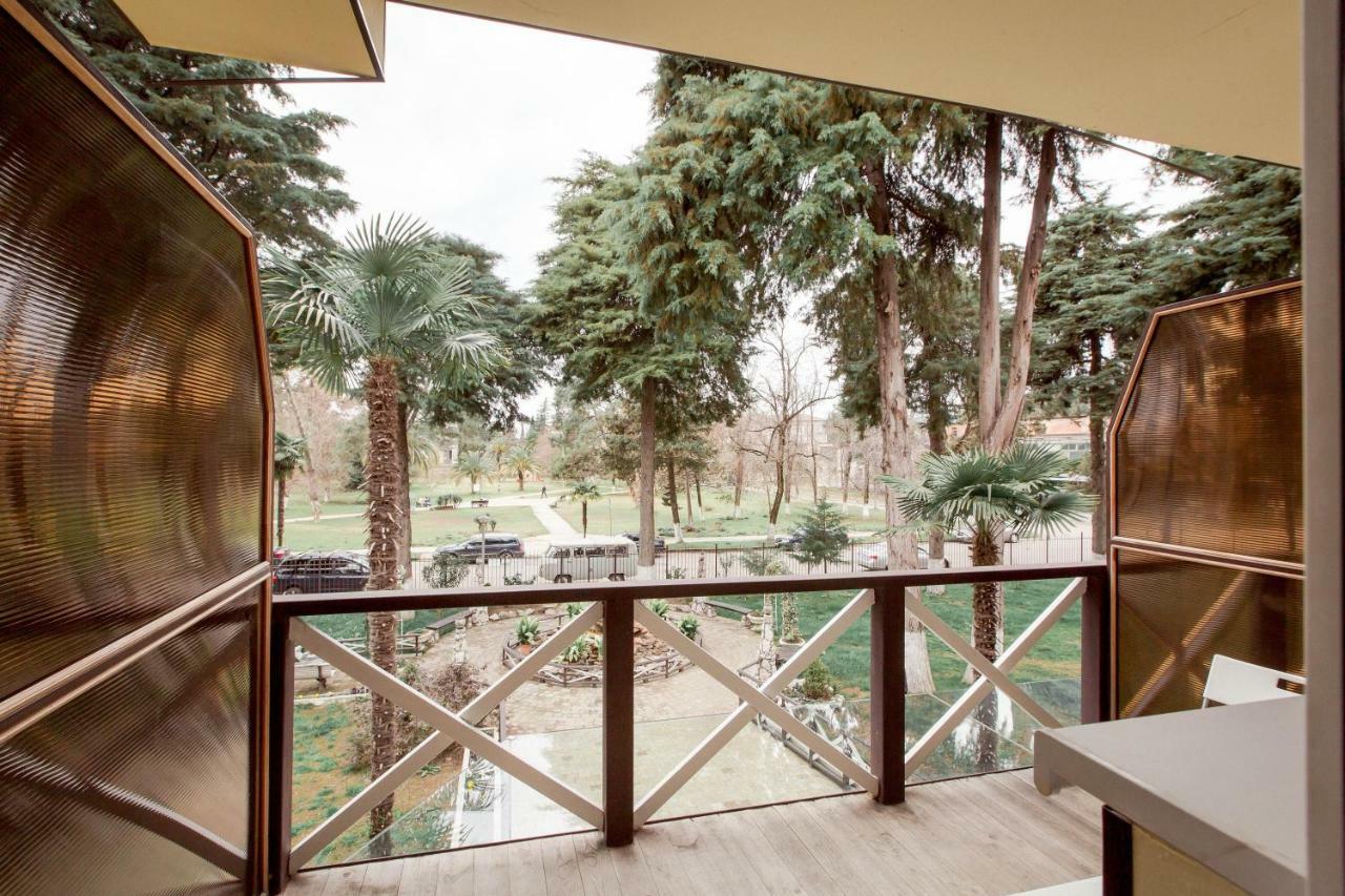 Pitsunda Hotel Екстер'єр фото