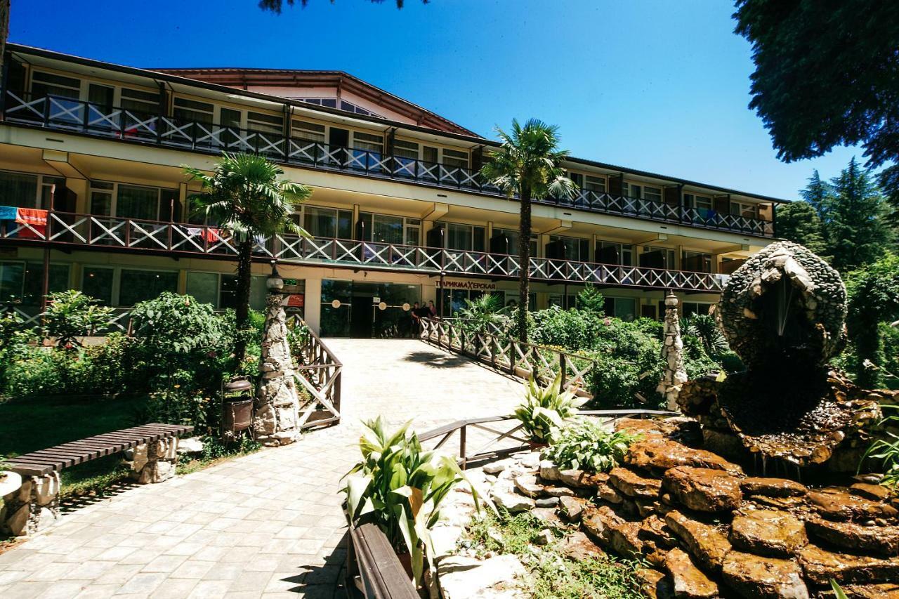 Pitsunda Hotel Екстер'єр фото